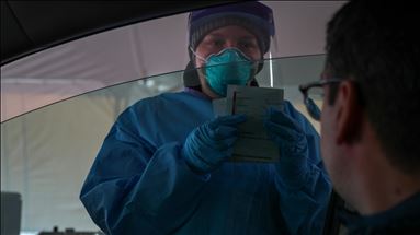 US coronavirus outbreak crosses grim 100,000 threshold