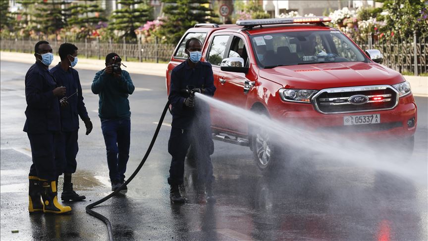 COVID-19: Fire brigades disinfect Ethiopian capital