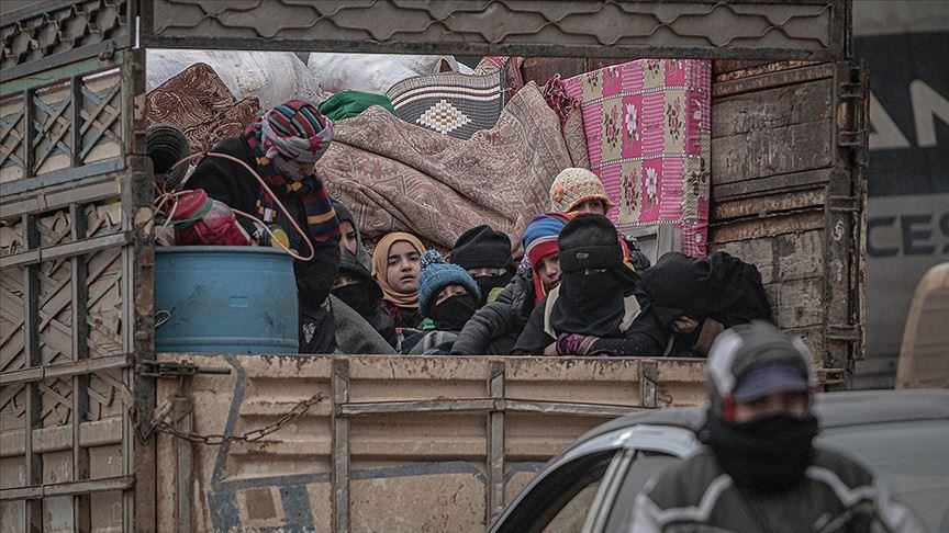 إدلب.. 35 ألف سوري يعودون إلى منازلهم عقب وقف إطلاق النار