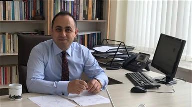 Prof. Dr. Suat Kolukırık: Koronavirüs dijital donanımı zorunluluk haline getirdi