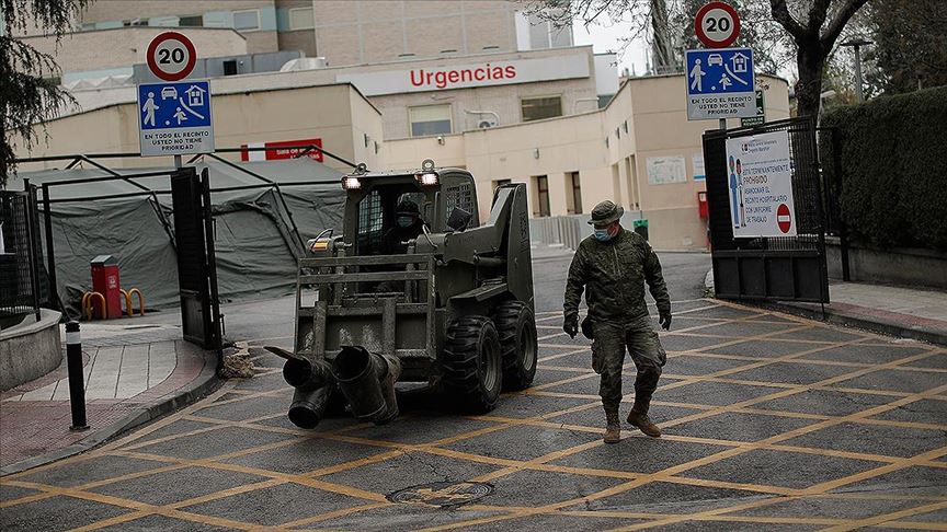 İspanya'da Kovid-19 salgınında ölü ve vaka sayısında rekor artış