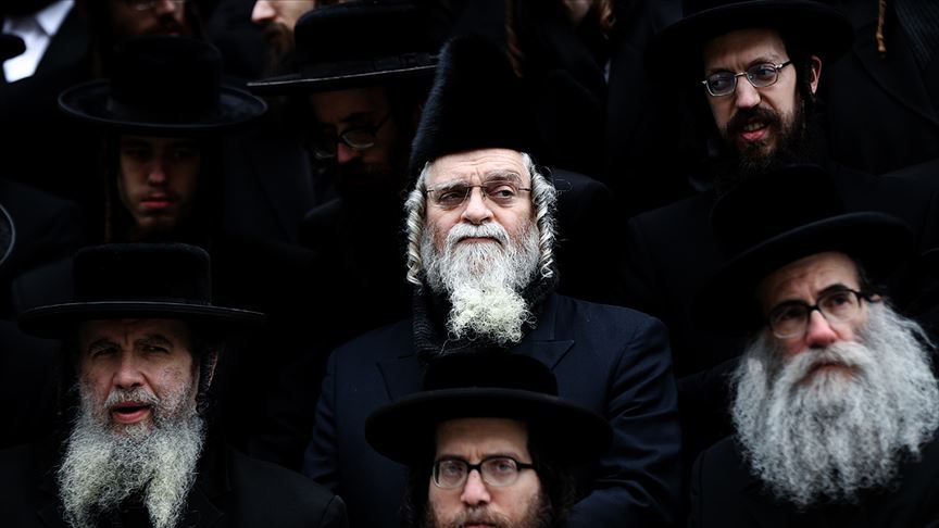 İsrail'de koronavirüs yasaklarına uymayan Ultra-Ortodoks Yahudiler salgını nasıl etkiledi?