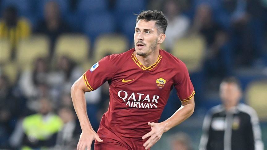 Roma's Turkish defender stays fit with home workouts