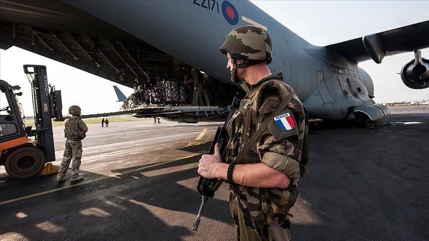 Covid-19 : 4 officiers français de l’opération Barkhane contaminés 