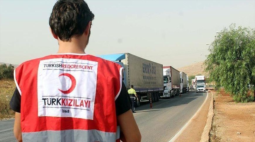 La Media Luna Roja Turca reparte más de 30.000 cajas de alimentos durante la pandemia