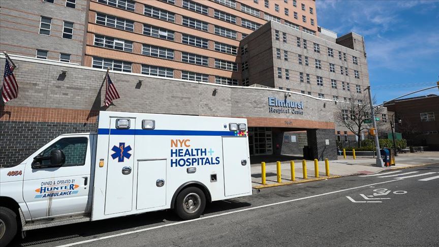 ABD'de 21 bin sağlık çalışanı Kovid-19 mücadelesi için New York'a gitmeye gönüllü oldu