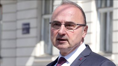 Gordan Grlić Radman: NATO nastoji da zdravstvena kriza ne postane sigurnosna