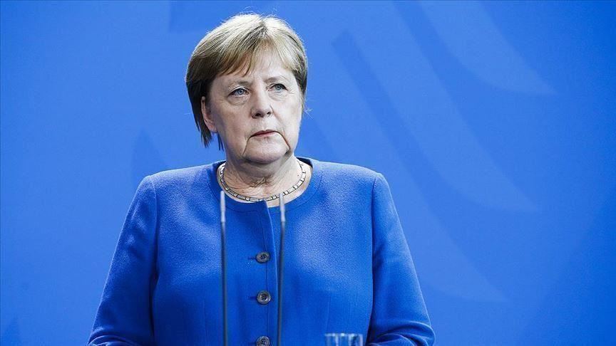 COVID-19, Merkel del nga karantina dyjavore