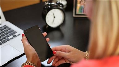 'Parents’ excessive use of technology affects children'