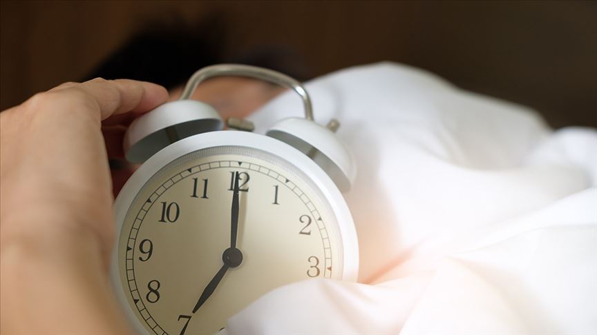 Viruslerle Mucadelede Uyku Ve Melatonin Uyarisi