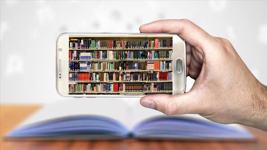 Üniversitelerin dijital kütüphaneleri evde kalan okurlarla buluşuyor