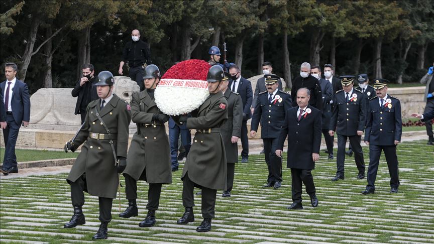 Emniyet Genel Müdürü Aktaş ve beraberindekiler Anıtkabir'i ziyaret etti