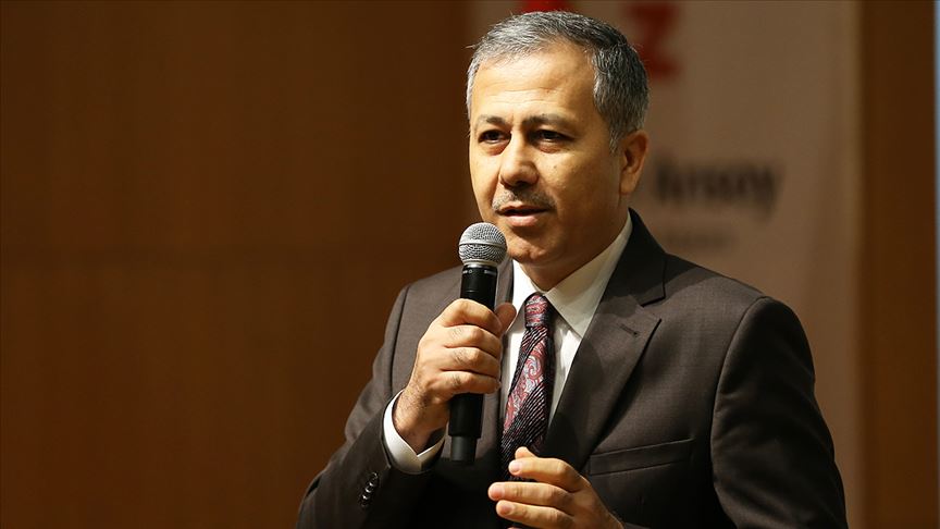 İstanbul Valisi Yerlikaya'dan AA Yönetim Kurulu Başkanı ve Genel Müdürü Kazancı'ya tebrik mesajı
