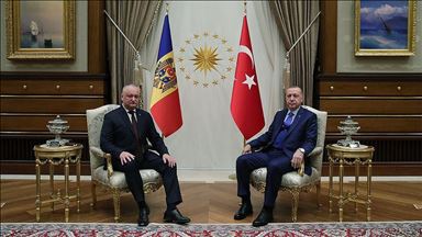 Turkish, Moldovan leaders discuss COVID-19 cooperation