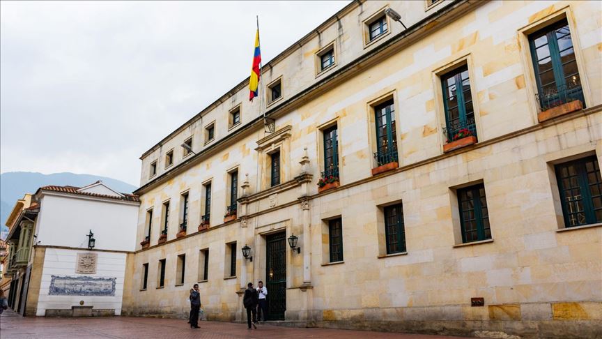 Cancillería de Colombia recibe la renuncia de embajador ante Uruguay
