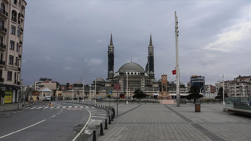 Yurt genelinde 'evde kal' çağrısına büyük oranda uyuluyor