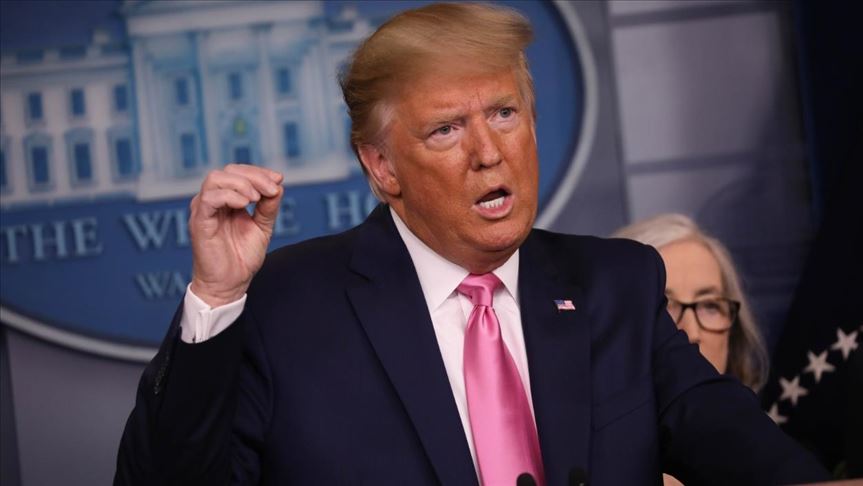 Donald Trump ataca a la OMS y afirma que está a favor de China