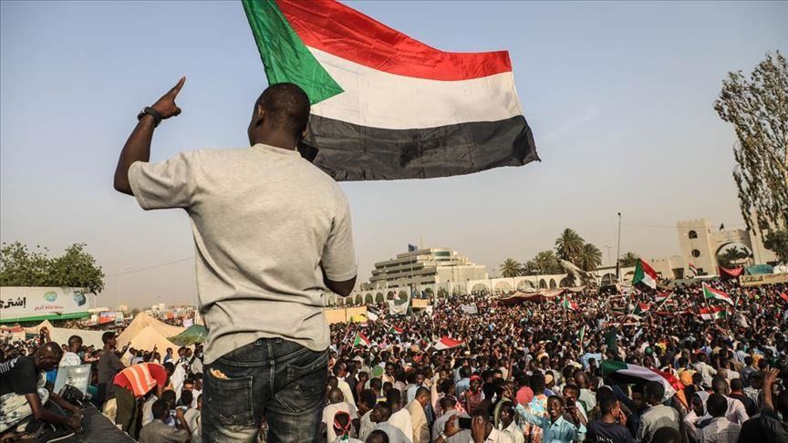 В Судане продолжаются акции с требованием отставки премьера 