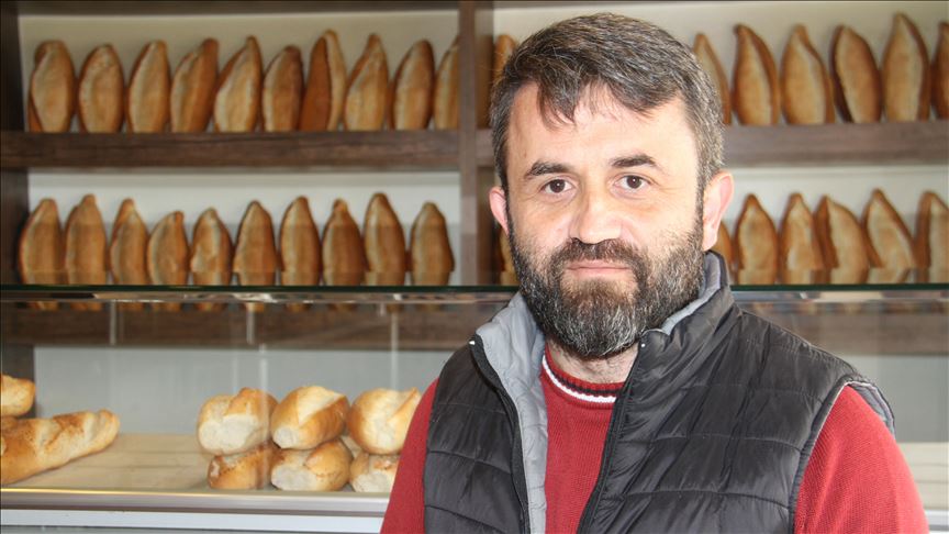 یک نانوایی در ترکیه به خانه نیازمندان نان رایگان می‌فرستد