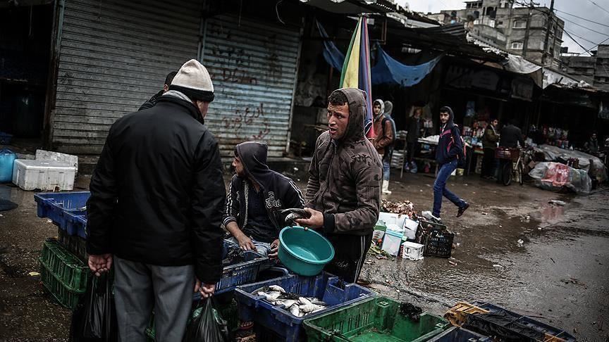 بعد إسرائيل.. "كورونا" يفرض حصارا آخر على اقتصاد غزة (تقرير)