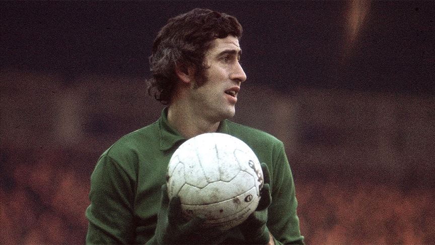 Chelsea'nin 'Kedi' lakaplı efsane kalecisi Peter Bonetti hayatını kaybetti