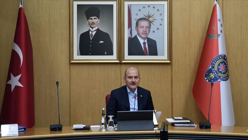 Президент Турции отклонил отставку главы МВД страны