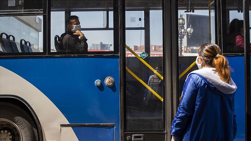 Ankara'da ulaşımda maske kullanımı zorunlu hale getirildi