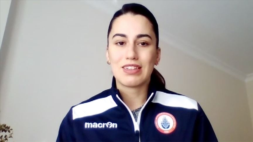 Milli karateci Meltem Hocaoğlu Akyol olimpiyat kotası aldığını telefonda öğrendi