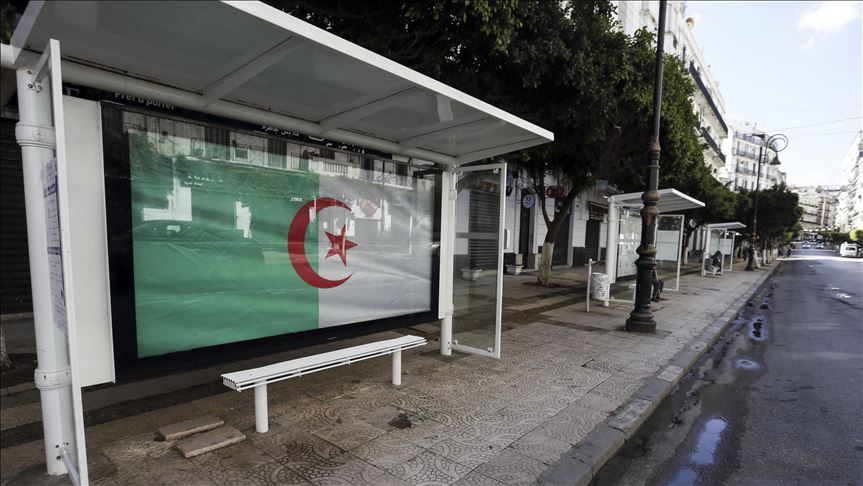 كورونا..دعوة لتعليق الصيام تشعل جدلا بالجزائر (تقرير)