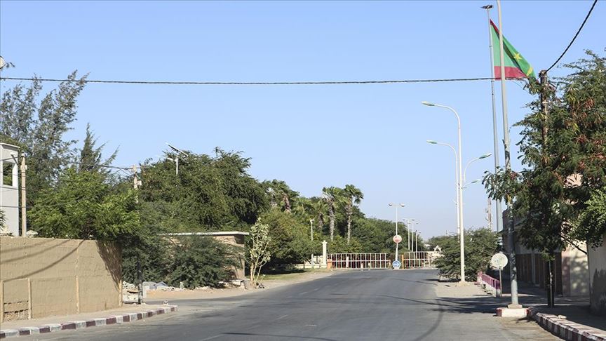 موريتانيا.. حرفيون متطوعون ينتجون آلاف الكمامات لمواجهة كورونا 