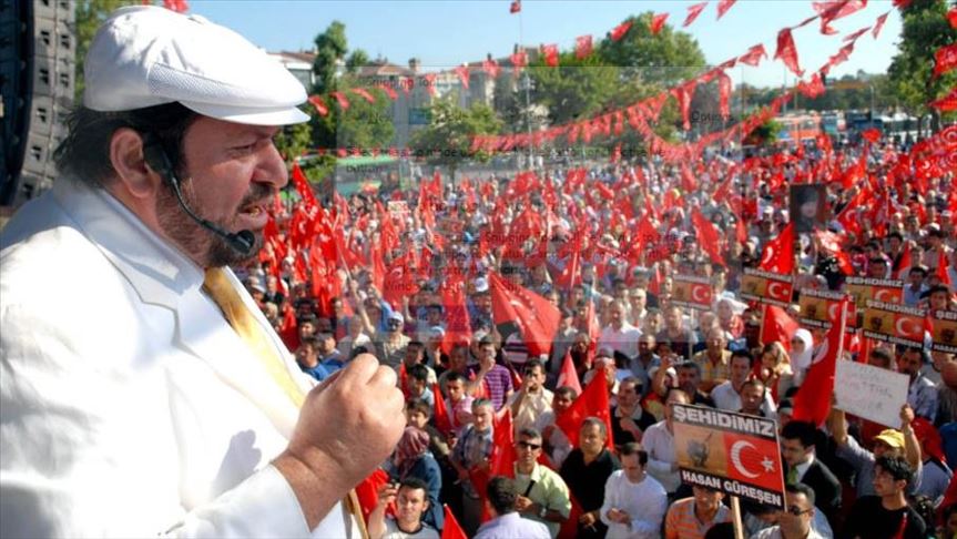 وفاة زعيم حزب "تركيا المستقلة" بفيروس كورونا