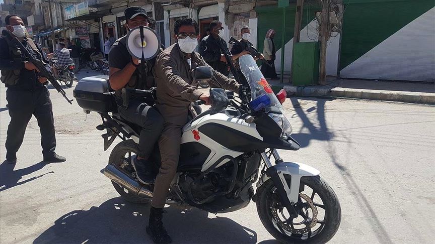 Tel Abyad'da 18 yaş altı ve 60 yaş üstü kişilere sokağa çıkma yasağı