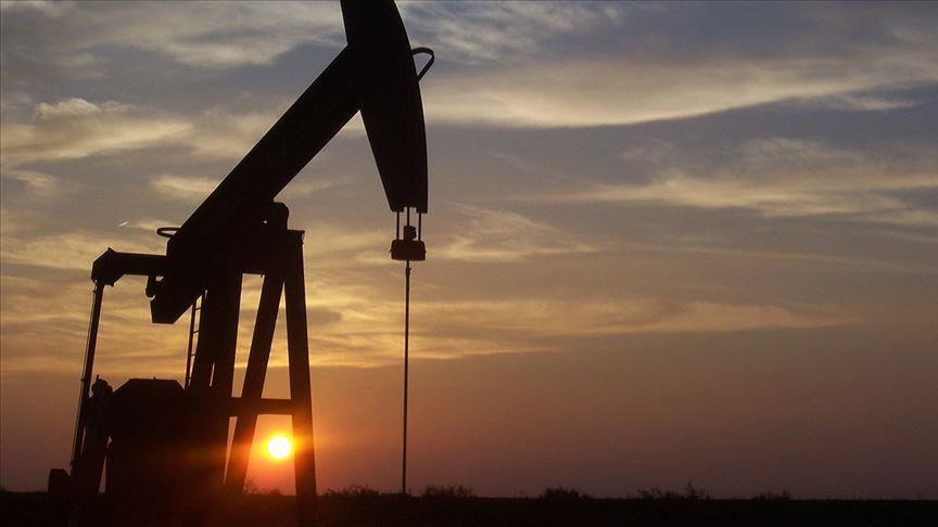 МЭА ожидает рекордного падения спроса на нефть в мире 