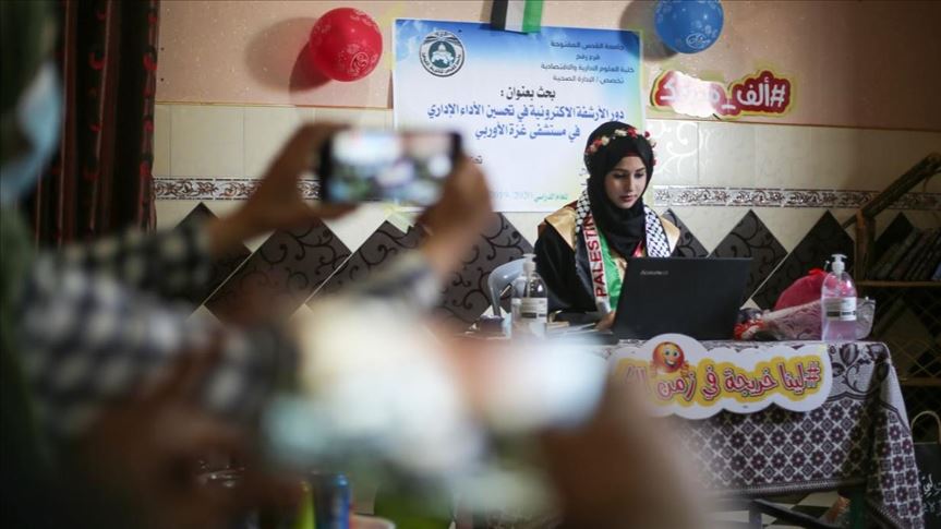 خر يجون في زمن كورونا طلبة غزة يناقشون أبحاثهم عن ب عد