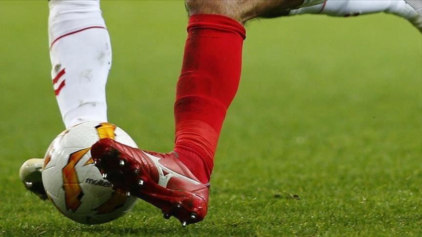 Football: Coronavirus kills Leeds United veteran