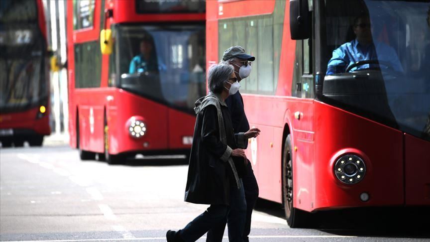 Uk Coronavirus Death Toll At 15 464 Up 888 In 24 Hours