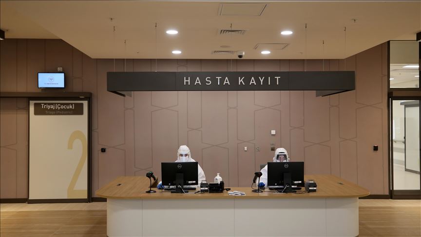 First leg of pandemic hospital opens in Turkey