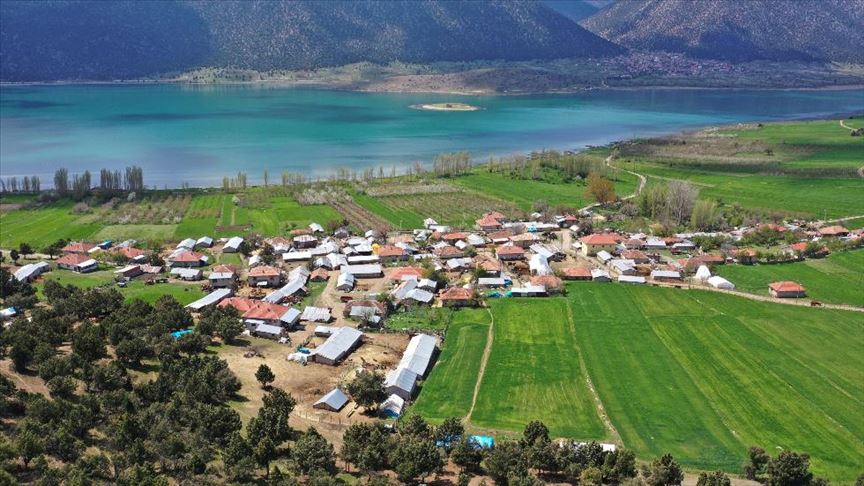 180 жителей юго-западе Турции «закрылись» на острове от пандемии