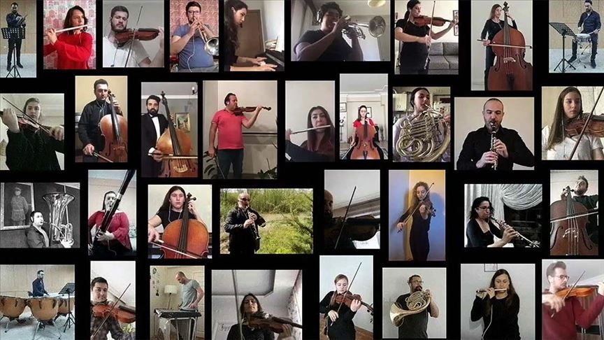 Balkan Senfoni Orkestrası üyeleri TBMM'nin 100. yılı için 'evlerinden' İstiklal Marşı'nı icra etti