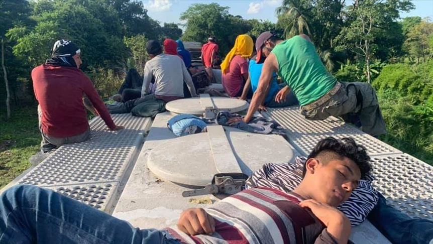 Organizaciones denuncian que Trump saca partido del COVID-19 para beneficiar su agenda antiinmigrante
