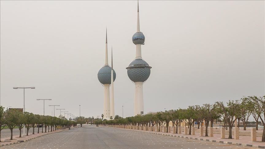 الكويت تفتح 25 بالمئة من فروع البنوك اعتبارا من الأحد