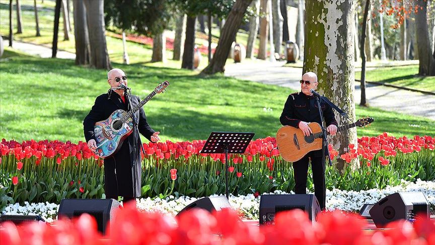 Mazhar ve Fuat'tan Gülhane Parkı'nda 23 Nisan konseri