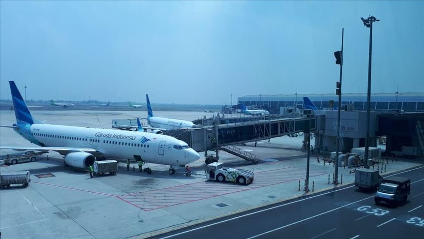 Garuda Indonesia hentikan sementara penerbangan ke wilayah PSBB