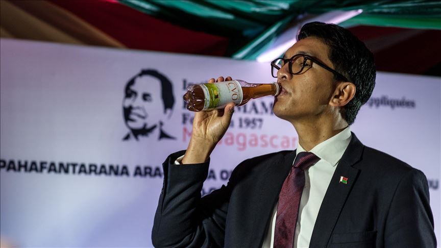 Senegal, primer país en adquirir remedio natural de Madagascar contra la COVID-19