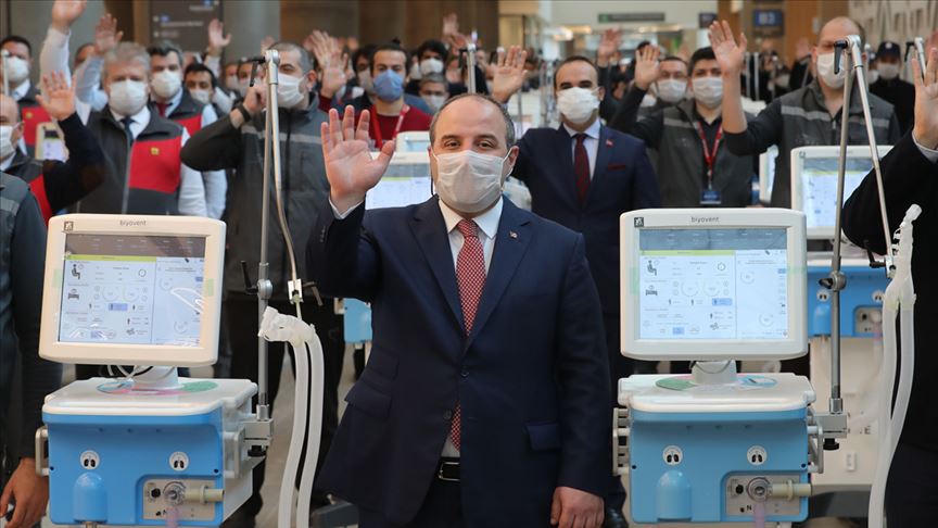 Bakan Varank yerli yoğun bakım solunum cihazının üretim sürecini anlattı