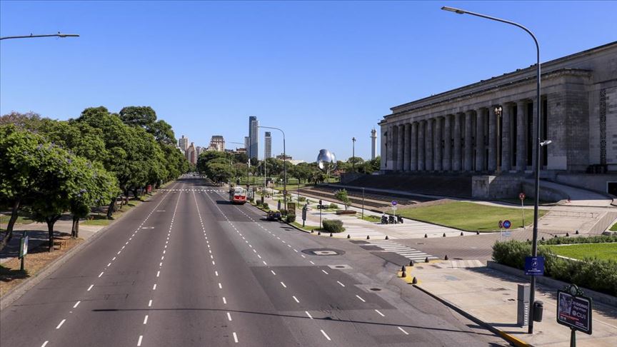 Arjantin'de karantina 10 Mayıs'a kadar uzatıldı