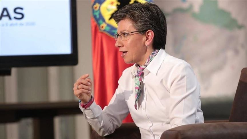 Colombia inicia reactivación de la construcción y la manufactura mientras que Bogotá las limita