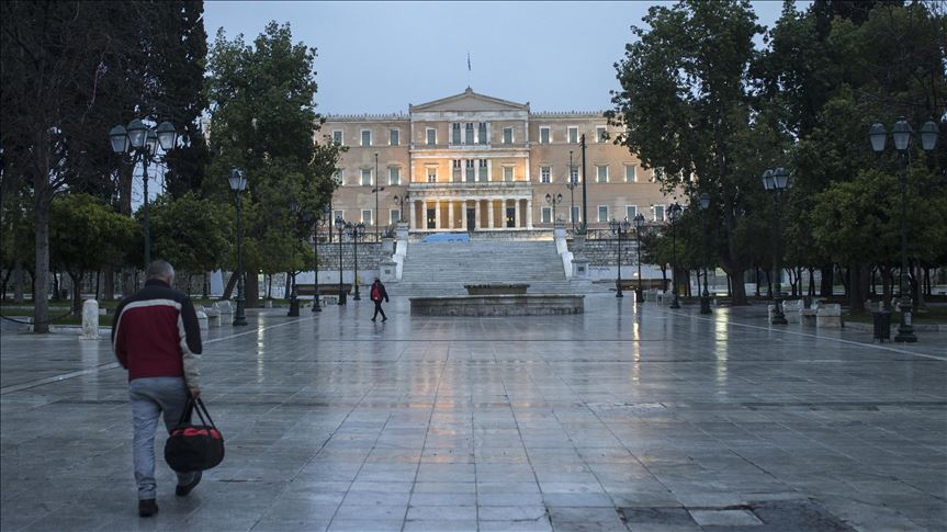 Greece set to start gradually lifting virus measures