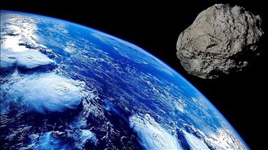 Asteroîdê girs dê nêzî dinyayê ra derbas bibe
