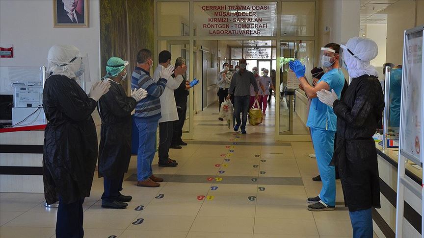 Türkiye'de Kovid-19'dan iyileşen hasta sayısı 44 bin 22'ye ulaştı